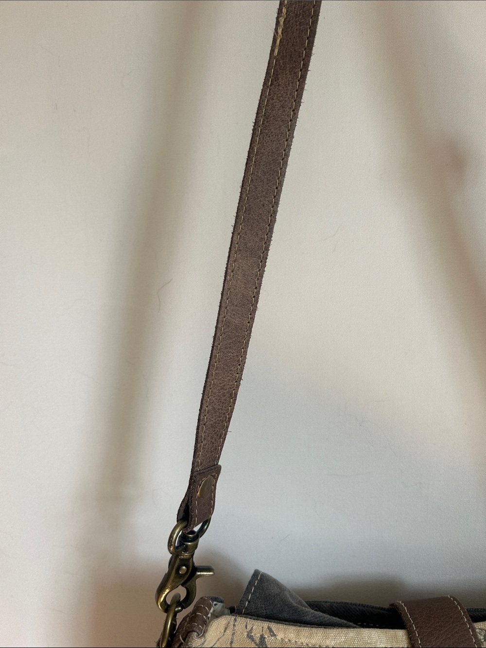 Myra Floral Crossbody Bag in Beige and Brown - Casual Women's Bag - Picture 4 of 6